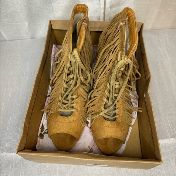 Joyfolie Dahlia Fringe Bootie - Picture 9 of 13